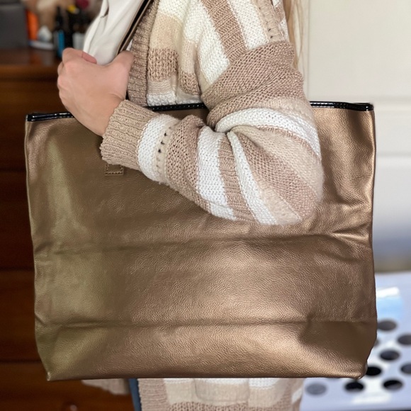 Guess reversible tote San Galgano - Picture 2 of 4